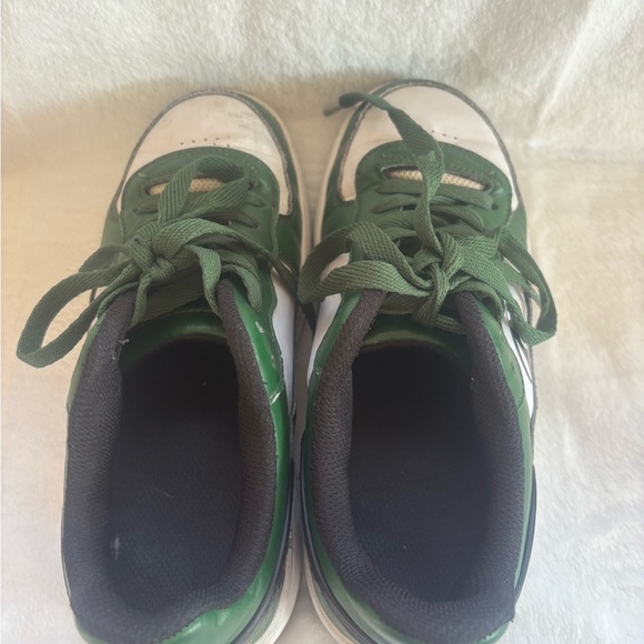 Heelys Black and Green Skate Shoes - Picture 4 of 10